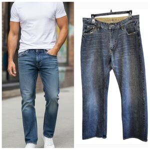 Iron Jeans Slightly Distressed blue straight leg jeans Men's size 34